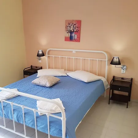 Alexia Ferentinou Apartment *